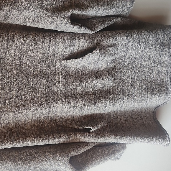 Barefoot Dreams CozyChic Funnel Neck Pullover Graphite Stone One Size Plus - Picture 5 of 10